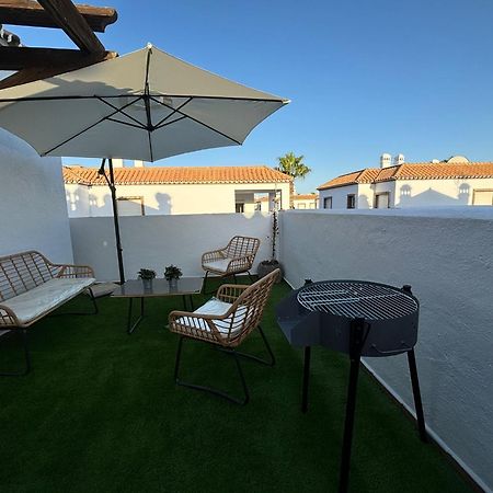 Apartamento Duplex Ático, primera línea de playa Torrox Exterior foto