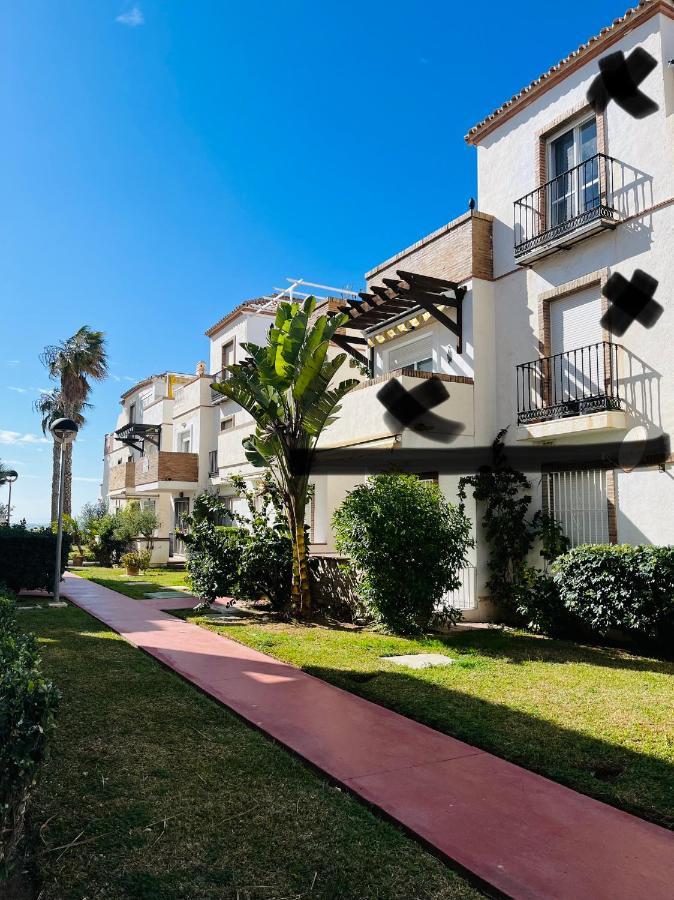 Apartamento Duplex Ático, primera línea de playa Torrox Exterior foto