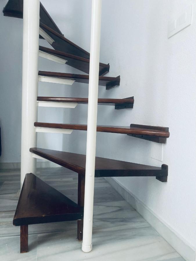 Apartamento Duplex Ático, primera línea de playa Torrox Exterior foto